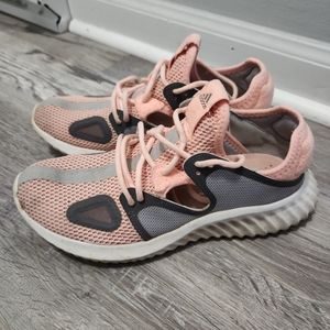 Adidas Bounce sneakers